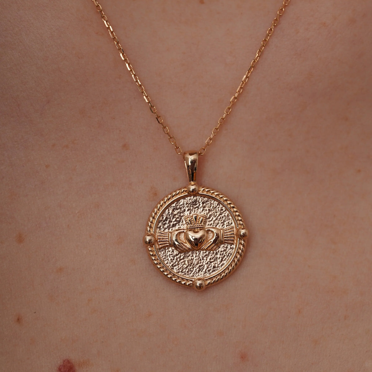 Claddagh Queen of Hearts Pendant