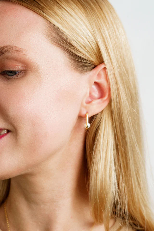 ADAGIO NINE-2-FIVE PEARL OVAL HOOPS GOLD