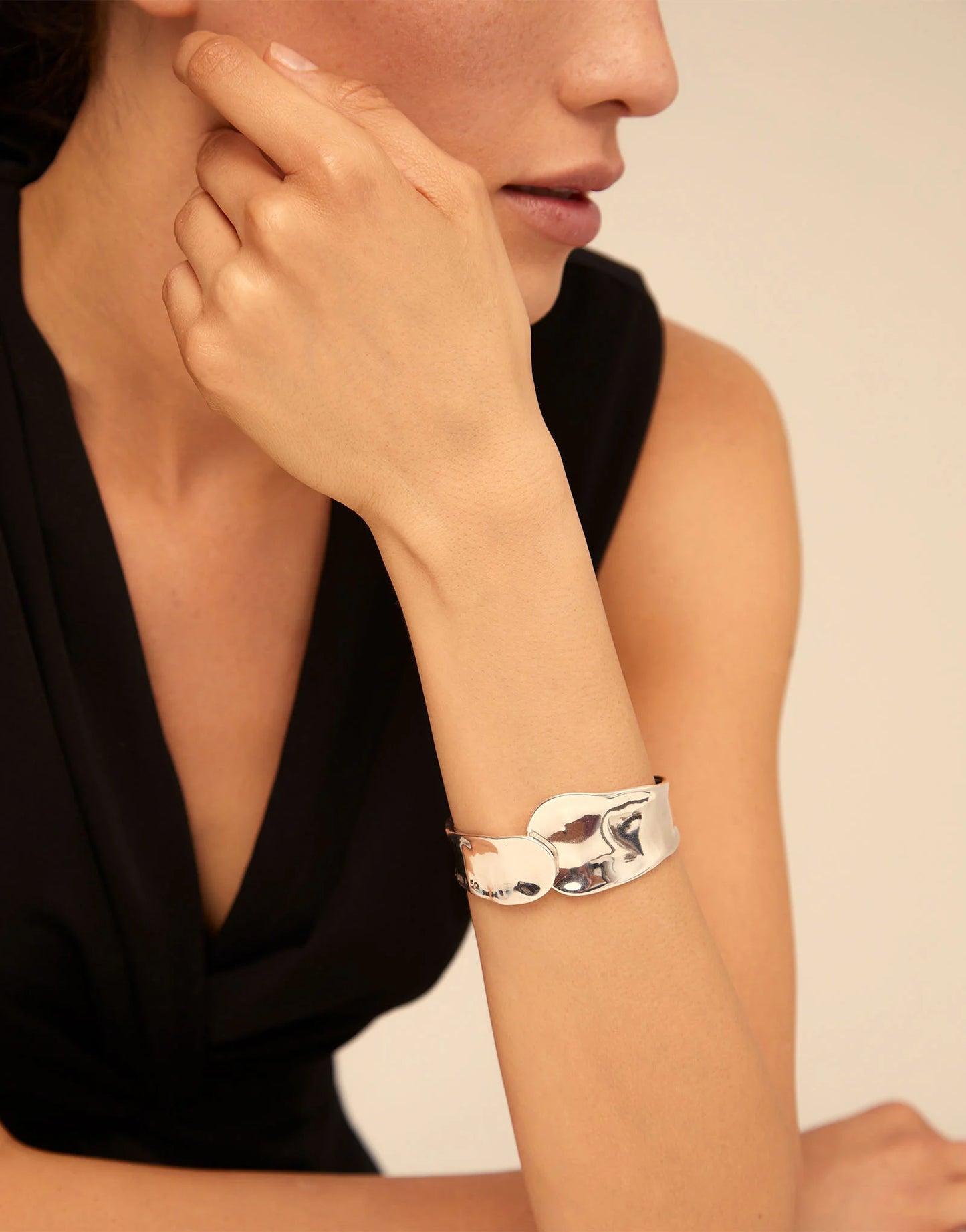 Silver Waves shaped bangle
