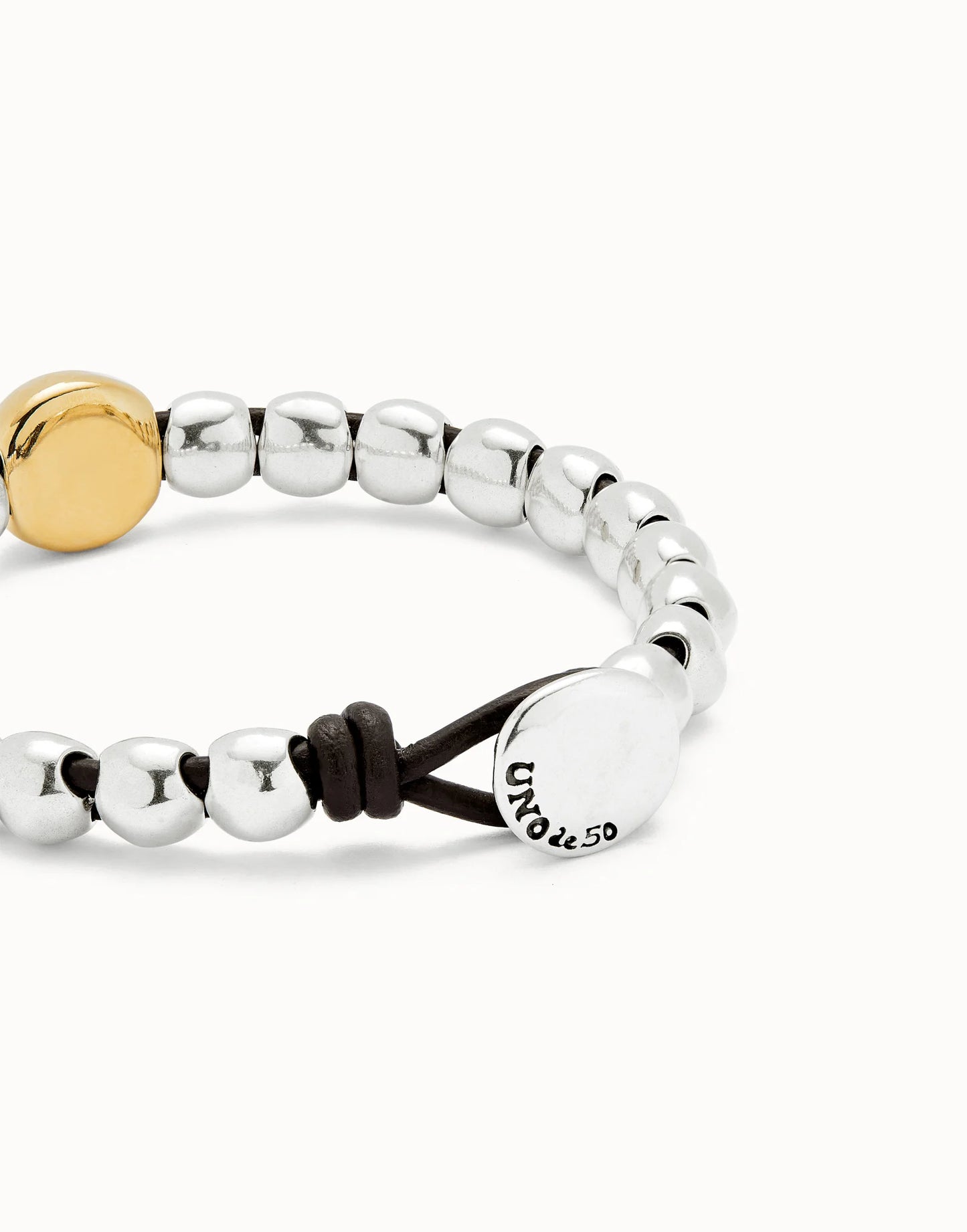 Leather bracelet with a large bead