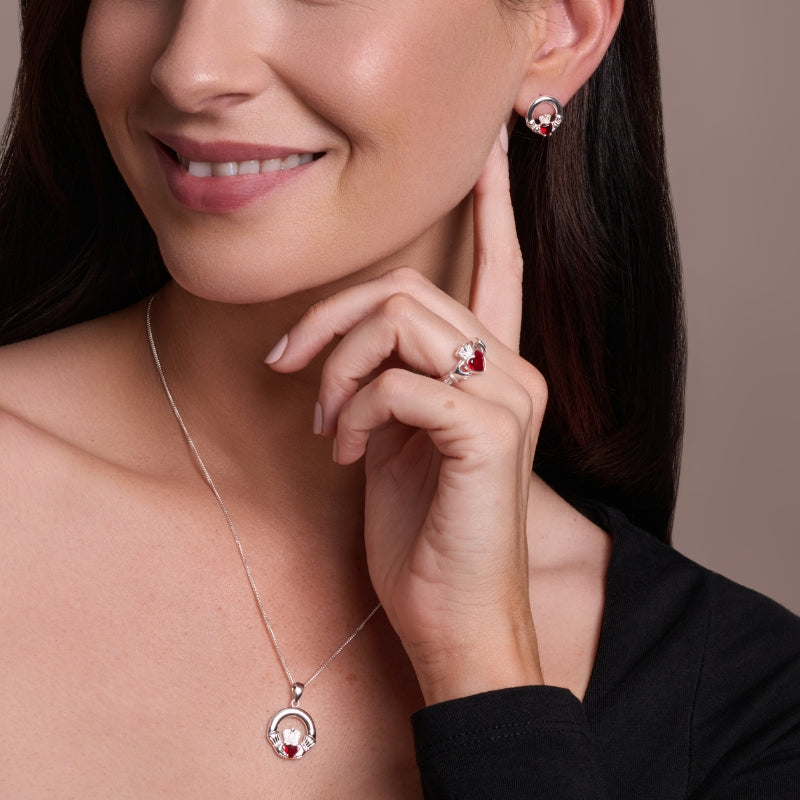 January Birthstone Claddagh Ring