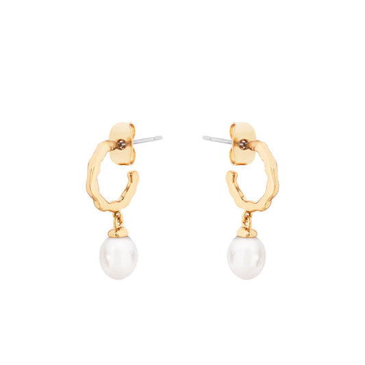 TC NATURAL PEARL HOOP EARRINGS GOLD