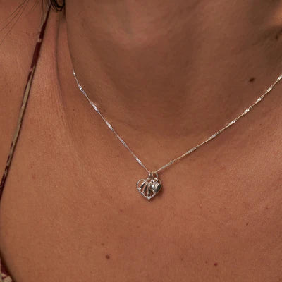 Twisted Rope Chain Loving Hearts Necklace