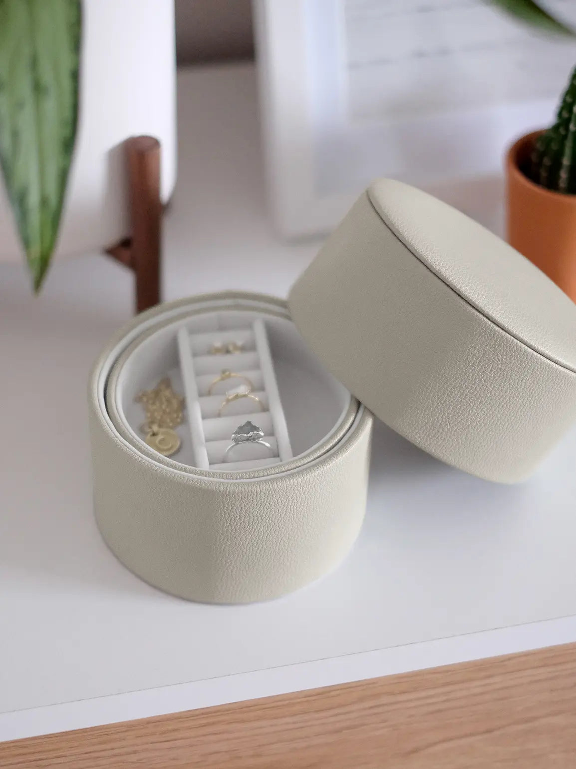 Stackers Oatmeal Bedside Jewellery Box Pod