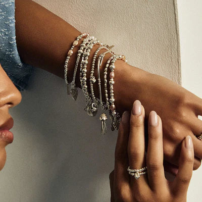 Feature Pearl Bracelet