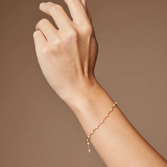 Gold Daisy Lola Bracelet