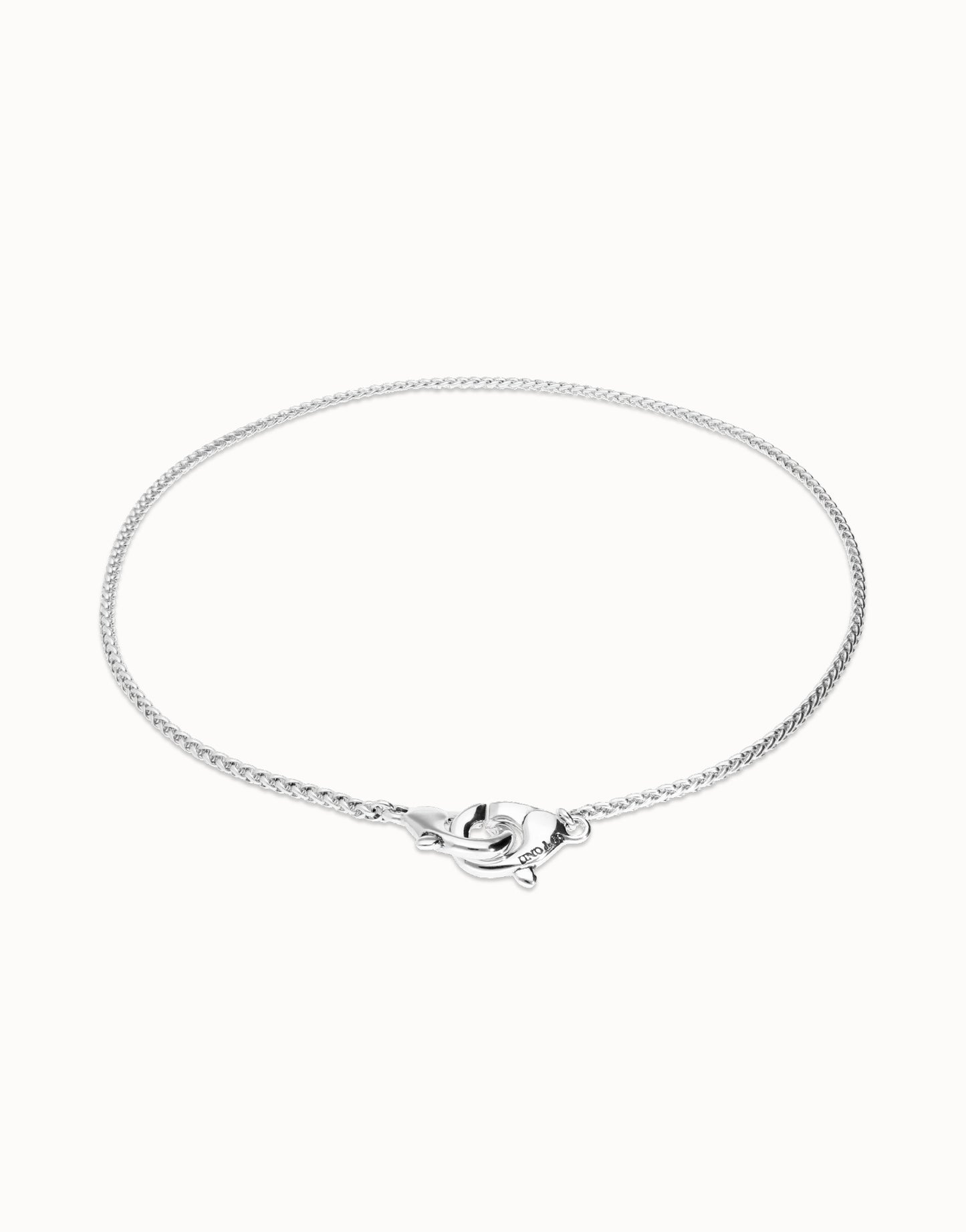 Necklace with intertwined carabiner