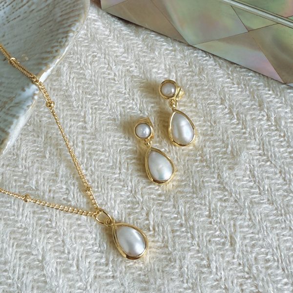 Corsica Gold Pearl Earrings