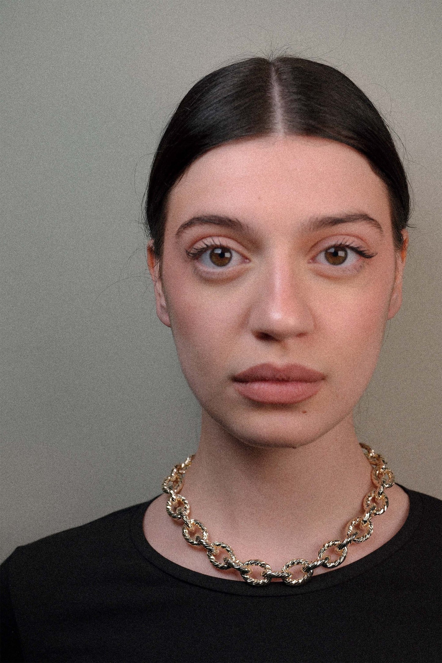 Round diamond mesh necklace