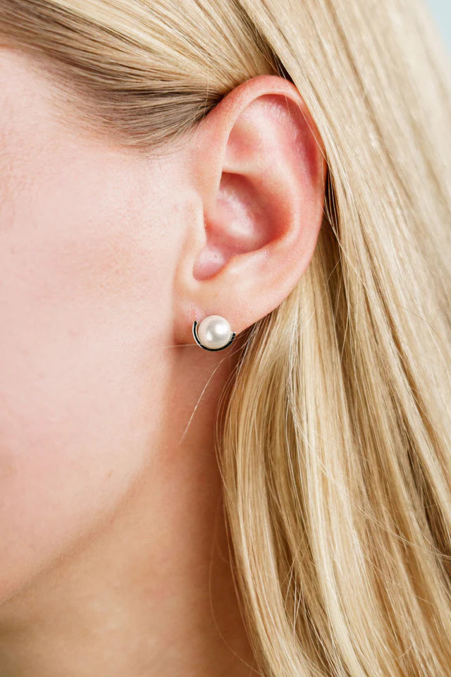 ADAGIO CRESCENT NINE-2-FIVE PEARL CRESCENT EARRINGS SILVER