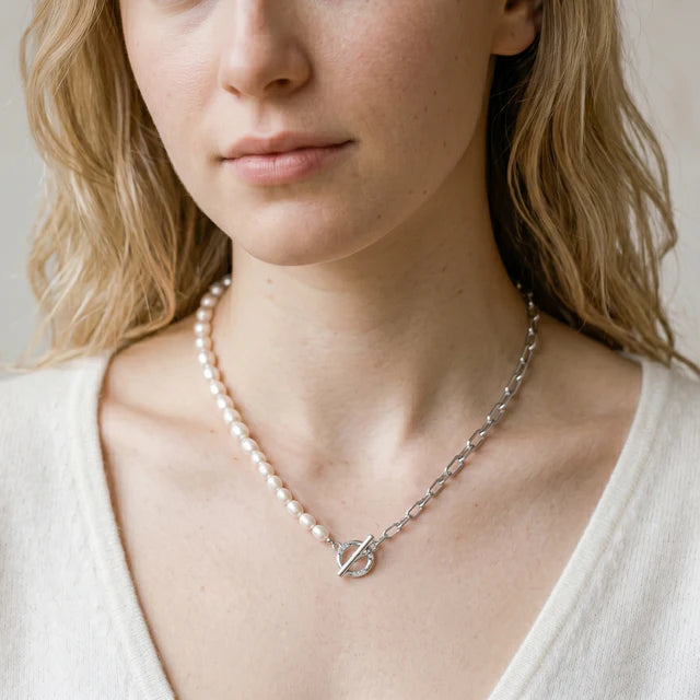 GEORGINI ALCHEMY PAPERCLIP PEARL FOB NECKLACE SILVER