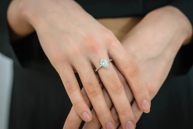 PEAR CZ JOURNEY ELEGANT RING SILVER