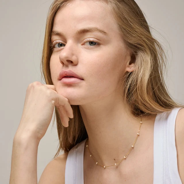 Gold Lola Bold Necklace - Daisy
