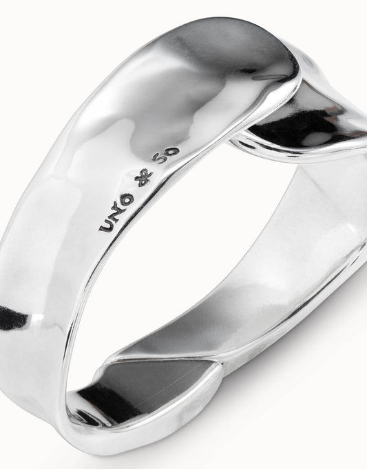 Silver Waves shaped bangle