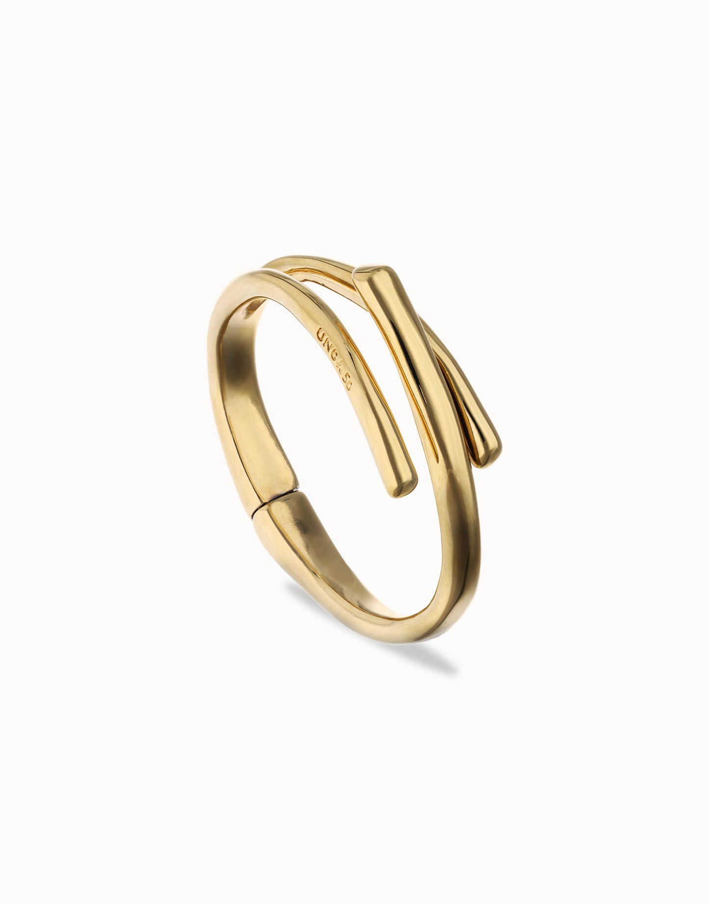 Golden Bangle with three intertwined shapes