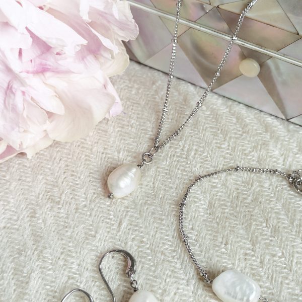 Saint Lucia Pearl Pendant