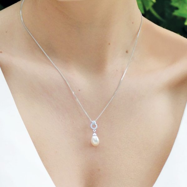Stockholm Crystal Pearl Classic Pendant