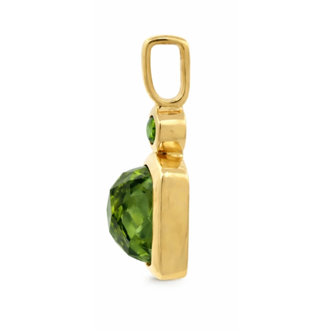 Lush Garden Green Quartz Pendant & Chain