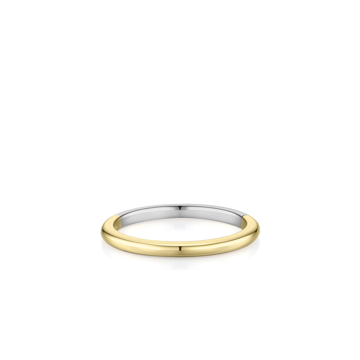 Golden Polished Band Ring