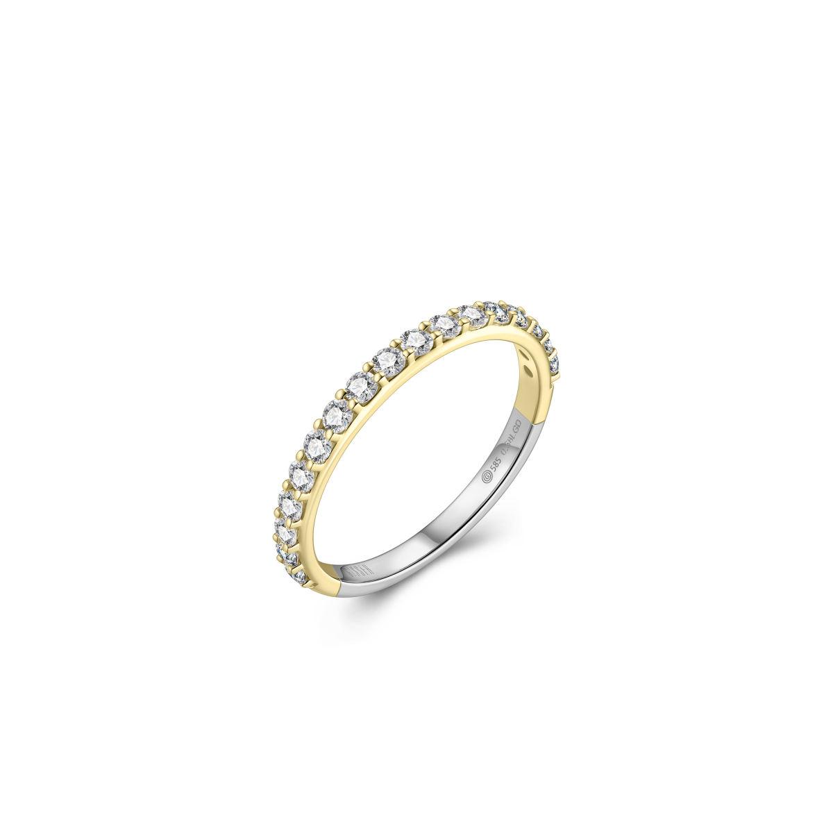 Gisser Golden Cz Band ring