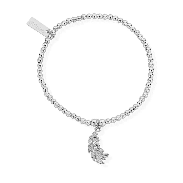 Cute Charm Heart In Feather Bracelet - Silver
